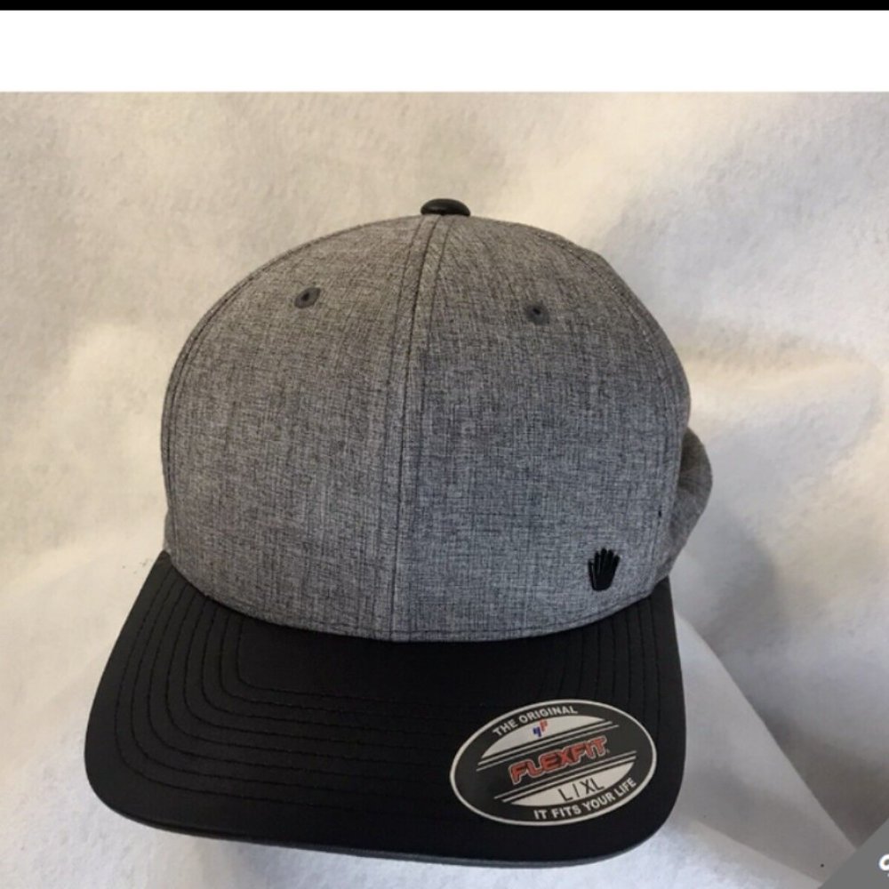 Looking for this hat.  Does anyone have it in their closet/hat rack, etc?